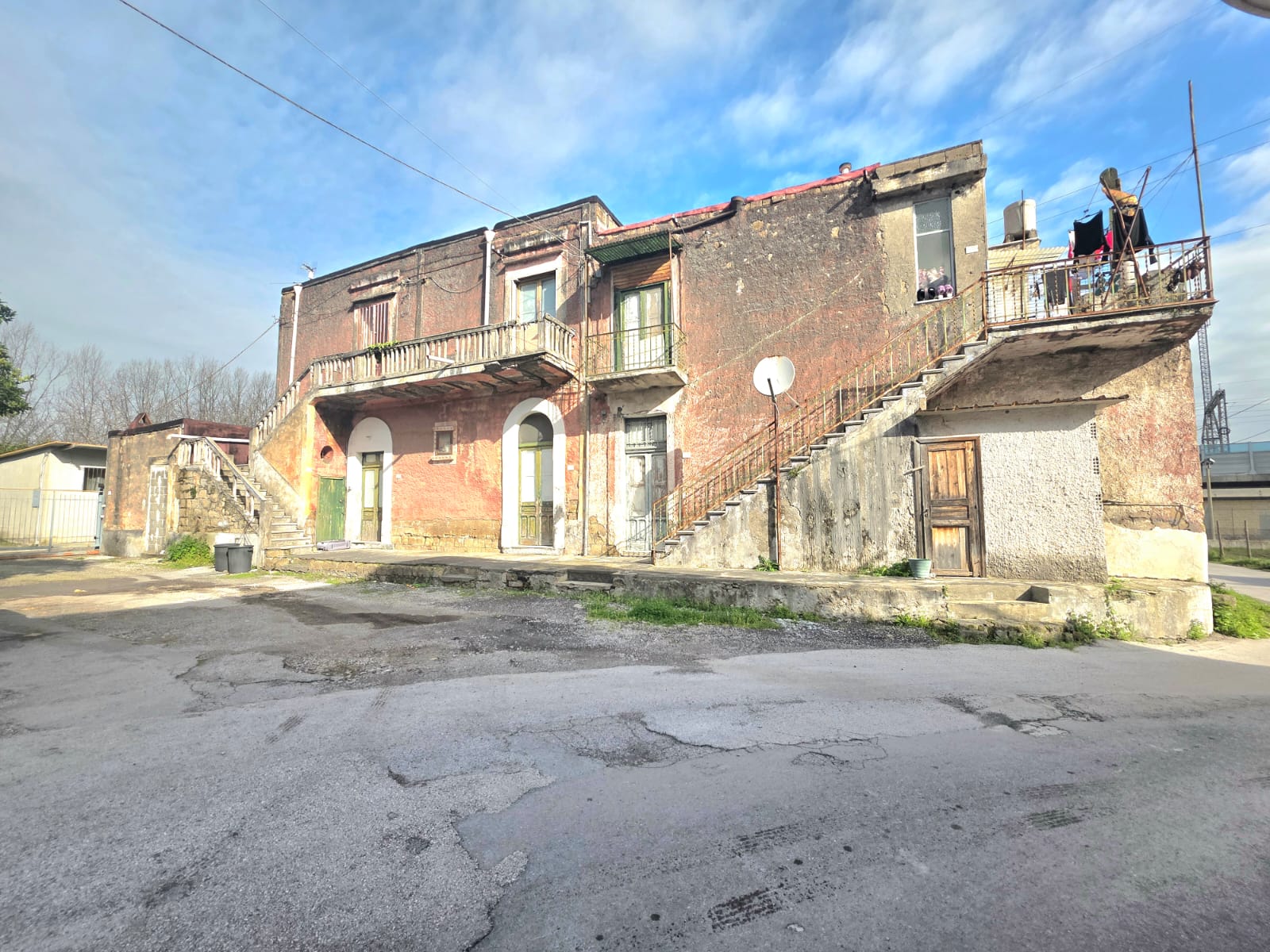Casa indipendente con Terreno 